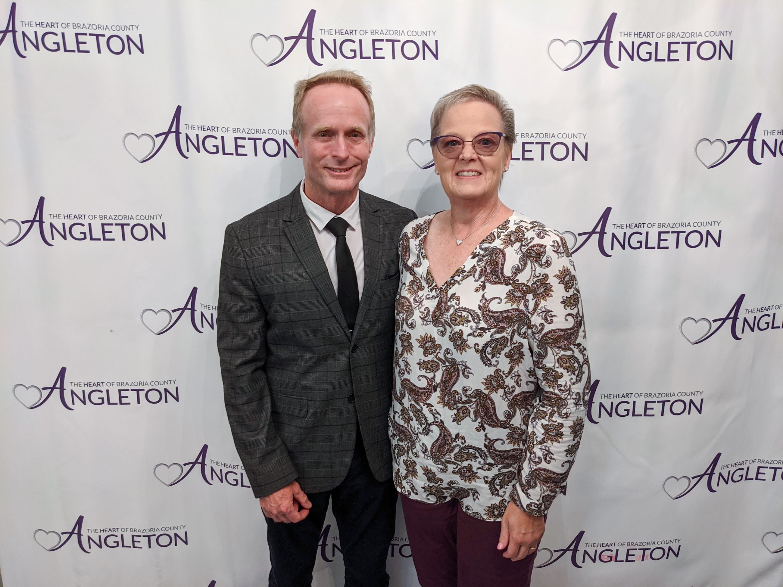 PXL_20210527_233128191.MP